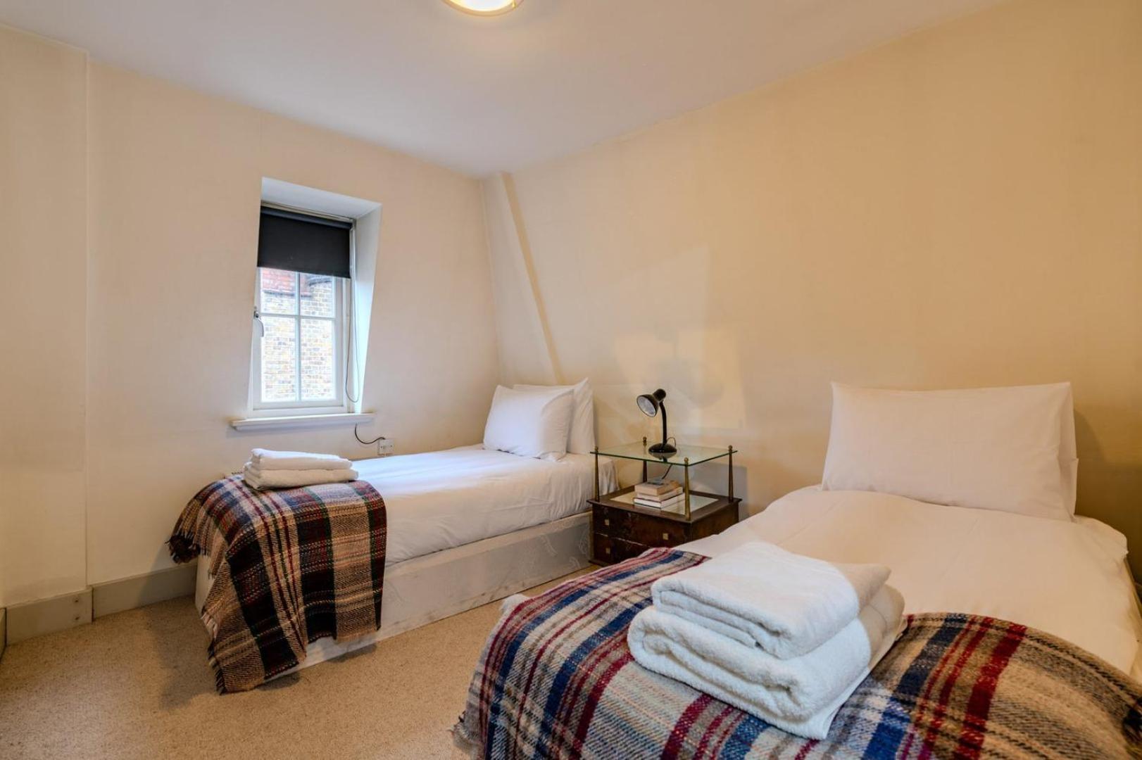Beautiful Three Bedroom House In West Ferienhaus *